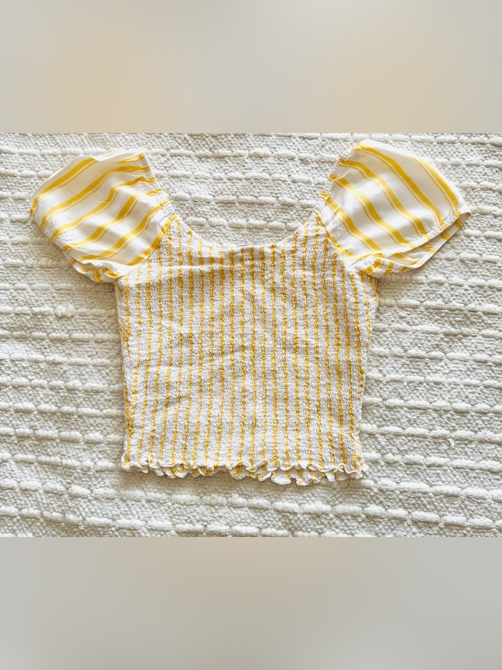 Hollister Yellow & White Smocked Stripe Puff-Sleeve Crop Top - Picture 3 of 7